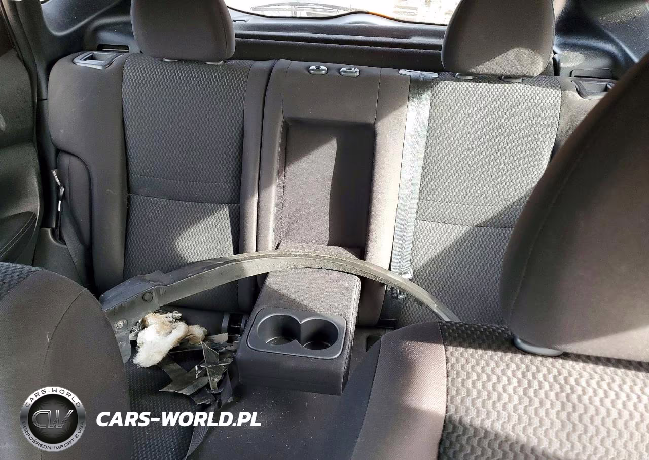 2020 Nissan Rogue VIN:JN1BJ1CW0LW645635 - 10
