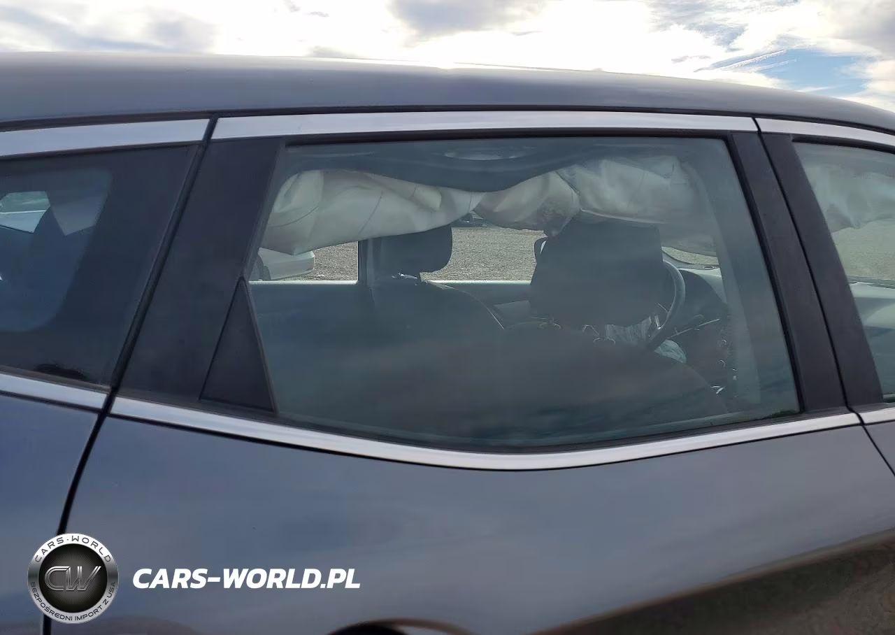 2020 Nissan Rogue VIN:JN1BJ1CW0LW645635 - 11