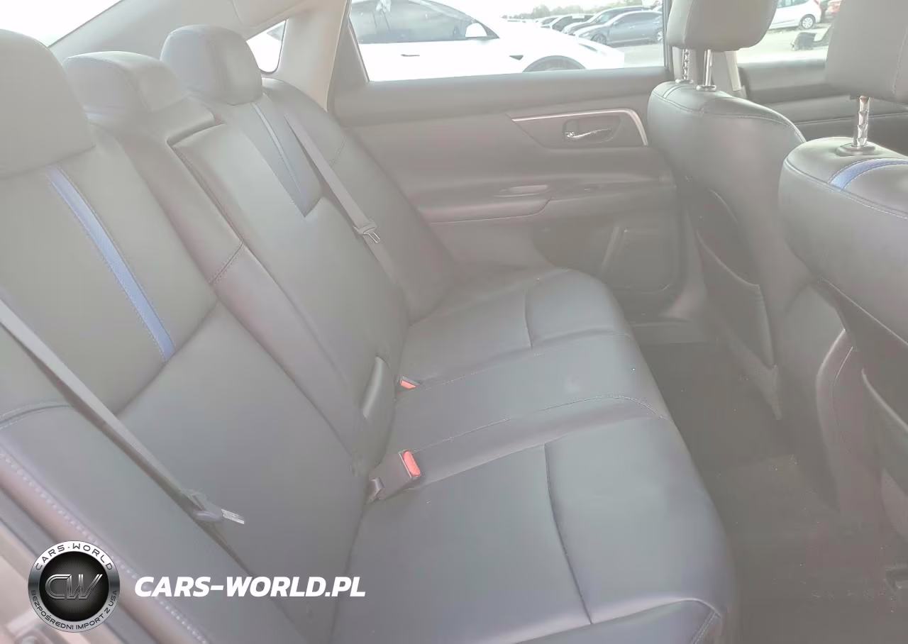2018 Nissan Altima 2.5 Sr VIN:1N4AL3AP6JC143193 - 10