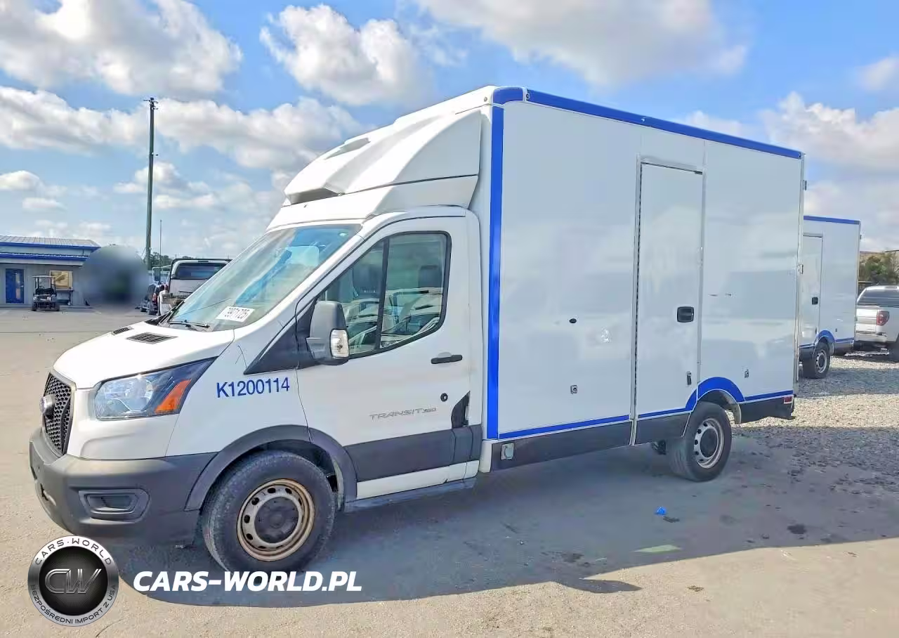 2020 Ford Transit Delivery Truck