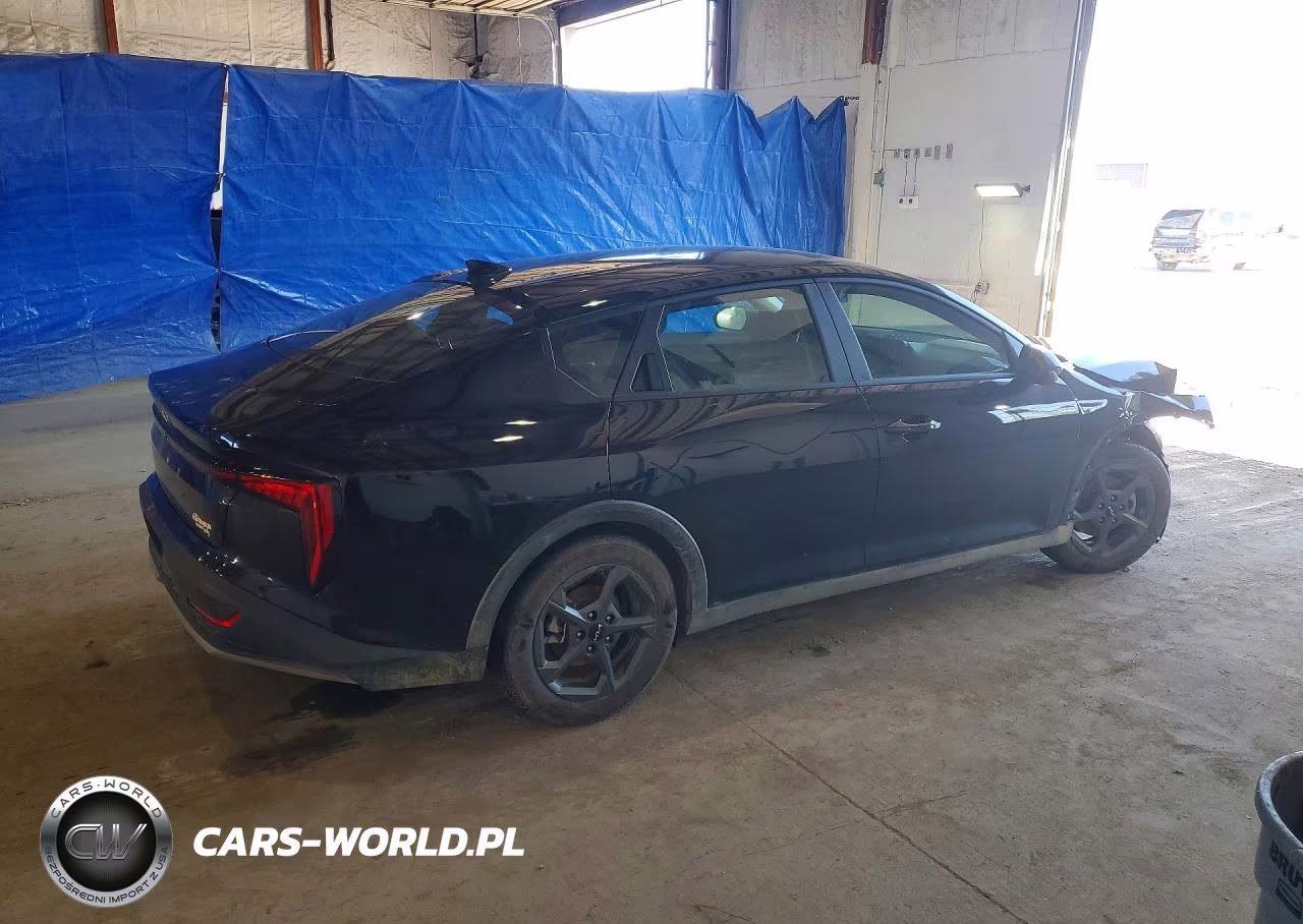 2025 Kia K4 Lxs VIN:3KPFT4DE8SE170261 - 3