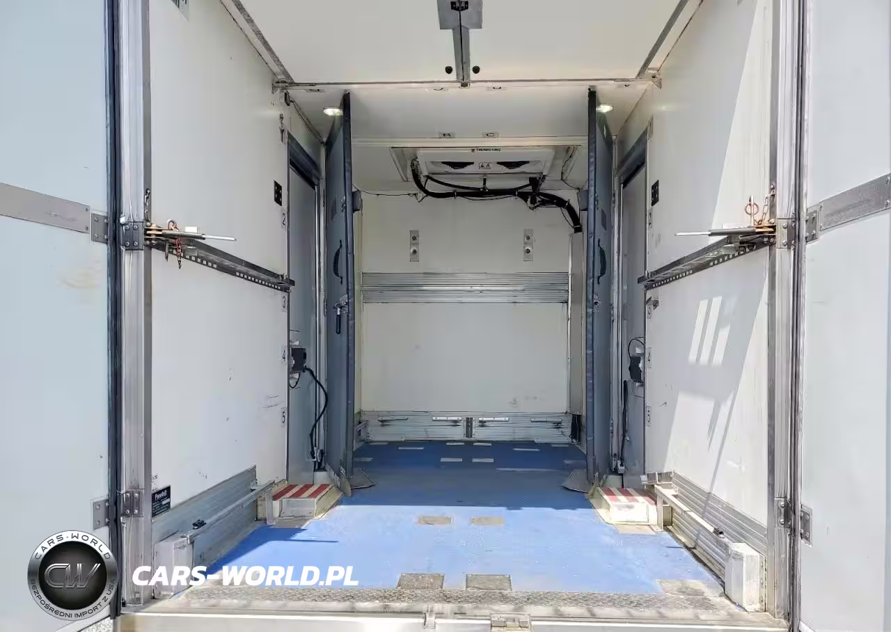2020 Ford Transit T-350 VIN:1FDBW5Z89LKB11485 - 10