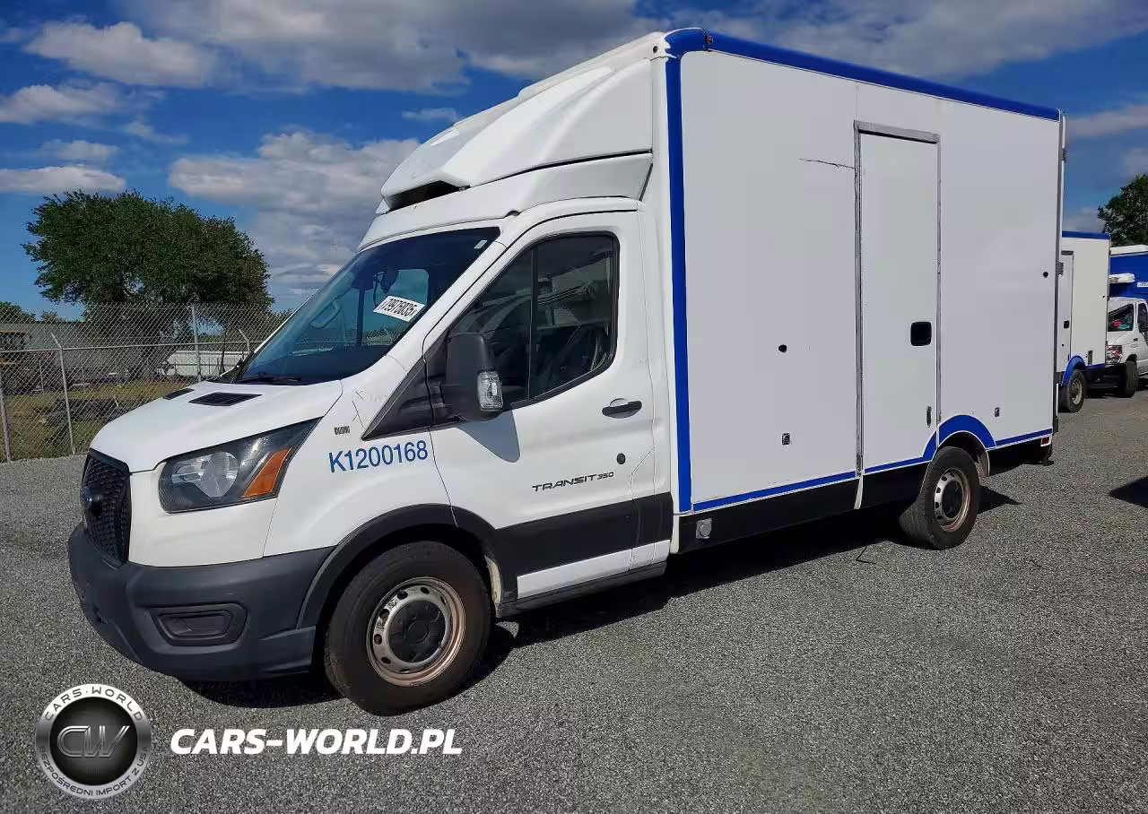 2020 Ford Transit Delivery Truck