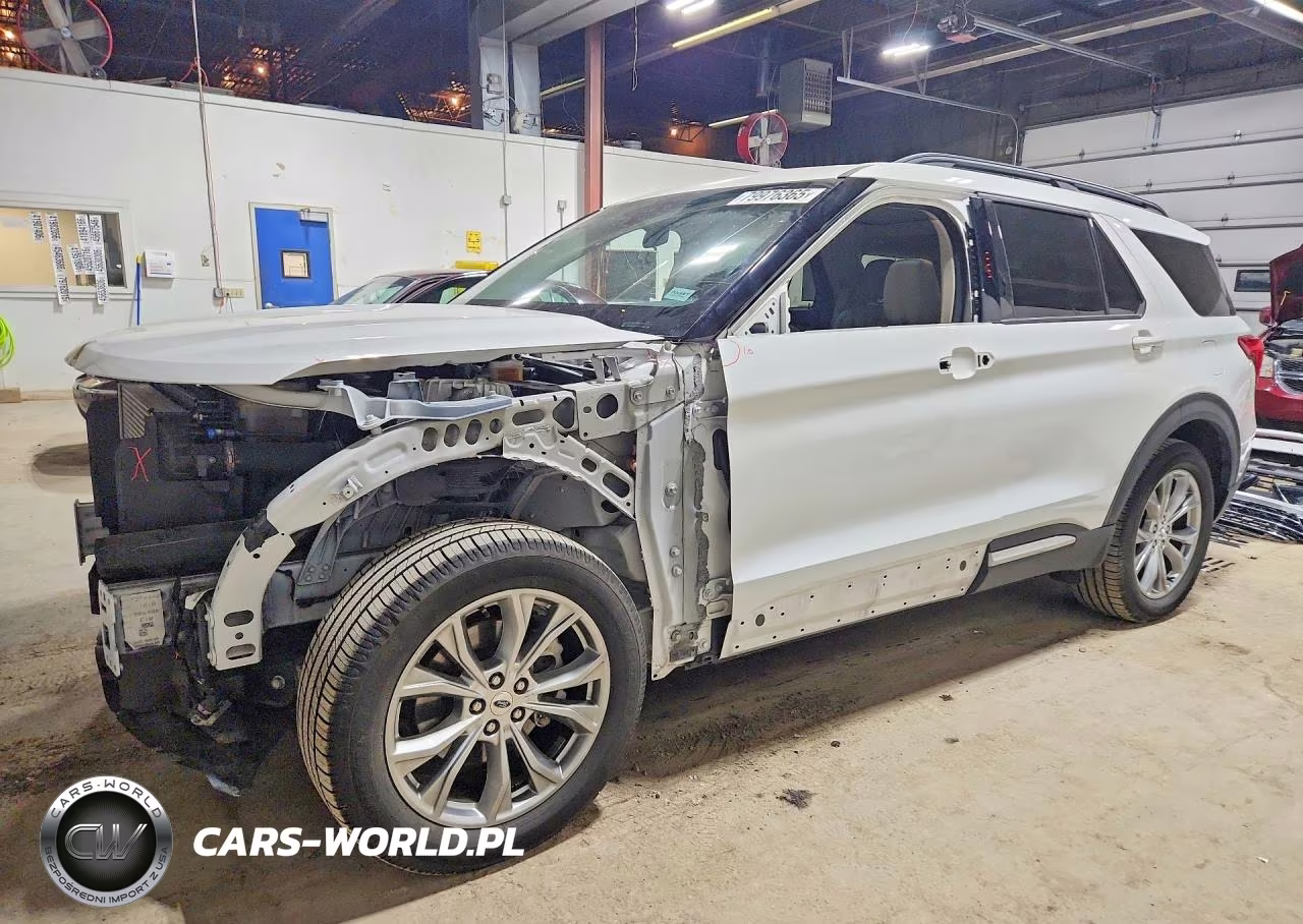 2020 Ford Explorer Xlt