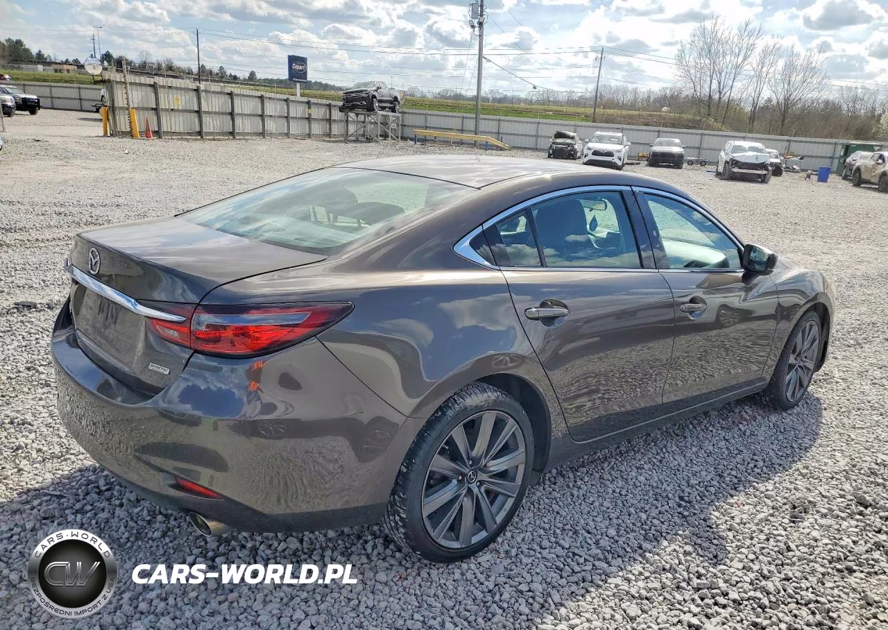 2018 Mazda 6 Touring VIN:JM1GL1VM6J1307739 - 3