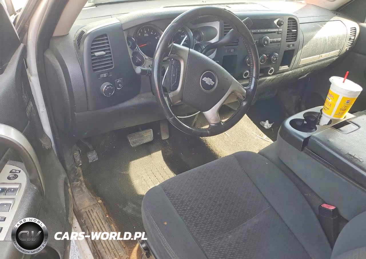 2008 Chevrolet Silverado C1500 VIN:2GCEC19C581239916 - 8