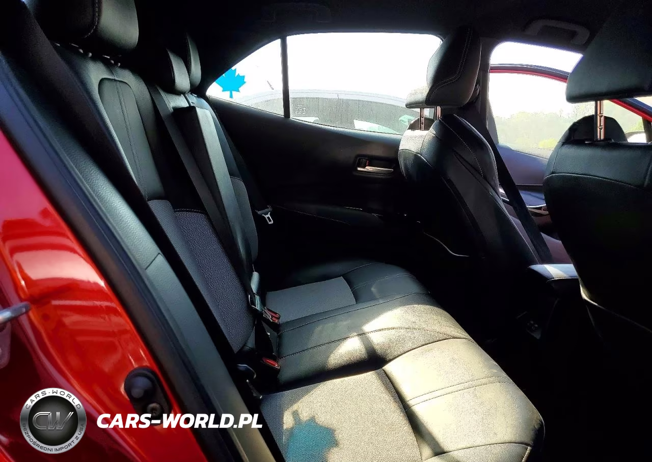 2024 Toyota Corolla Hatchback Xse VIN:JTNC4MBEXR3221873 - 10