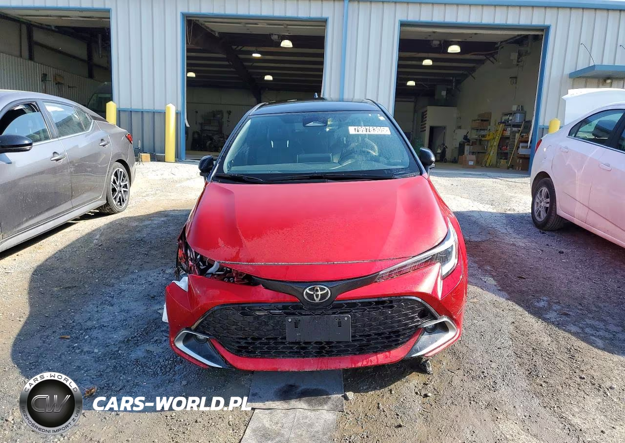 2024 Toyota Corolla Hatchback Xse VIN:JTNC4MBEXR3221873 - 5