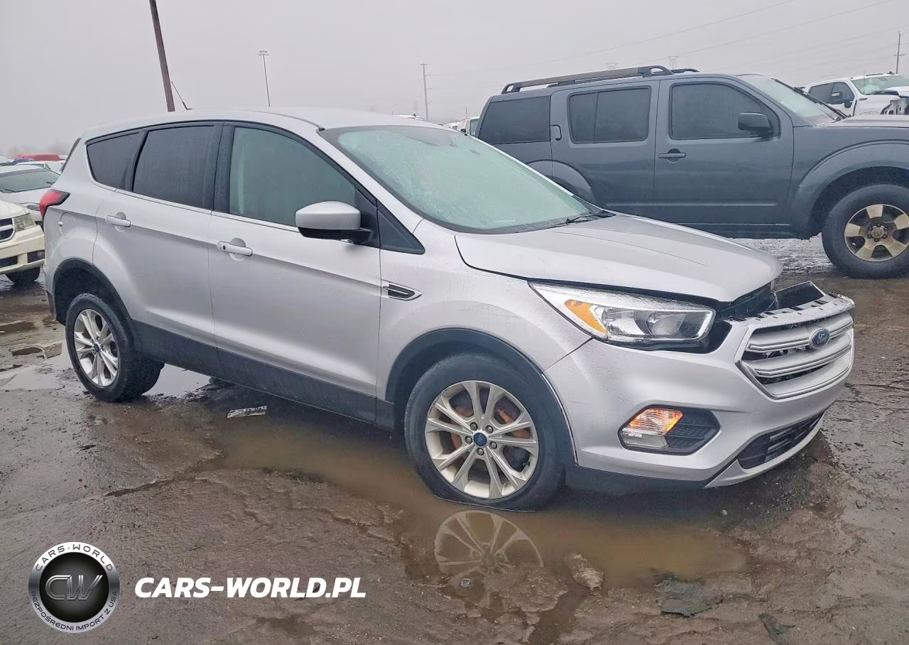 2019 Ford Escape Se VIN:1FMCU9GD3KUC00439 - 4