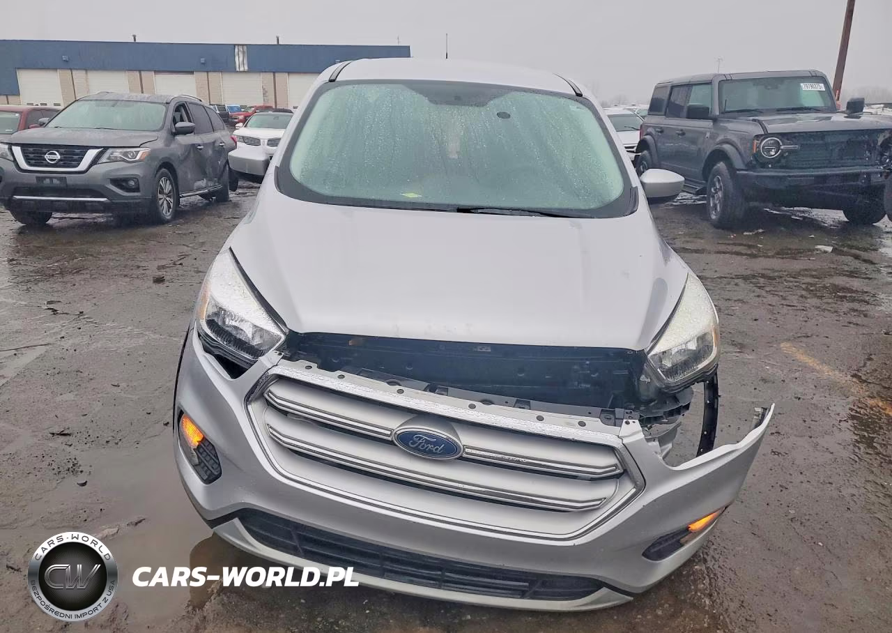 2019 Ford Escape Se VIN:1FMCU9GD3KUC00439 - 5