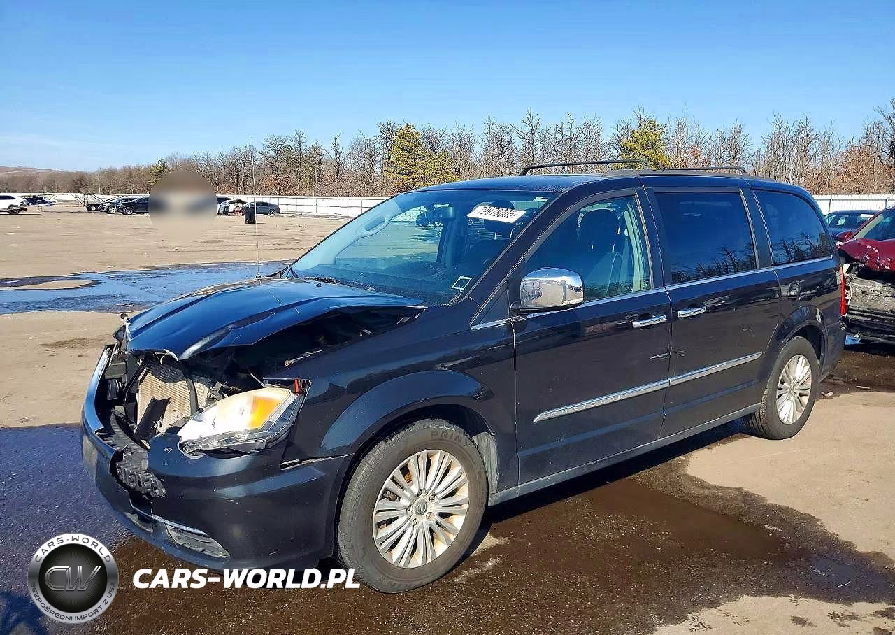 2013 Chrysler Town & Country Touring L – zdjęcie 1 z 13