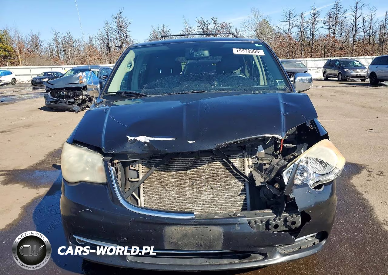 2013 Chrysler Town & Country Touring L VIN:2C4RC1CG5DR560184 - 5
