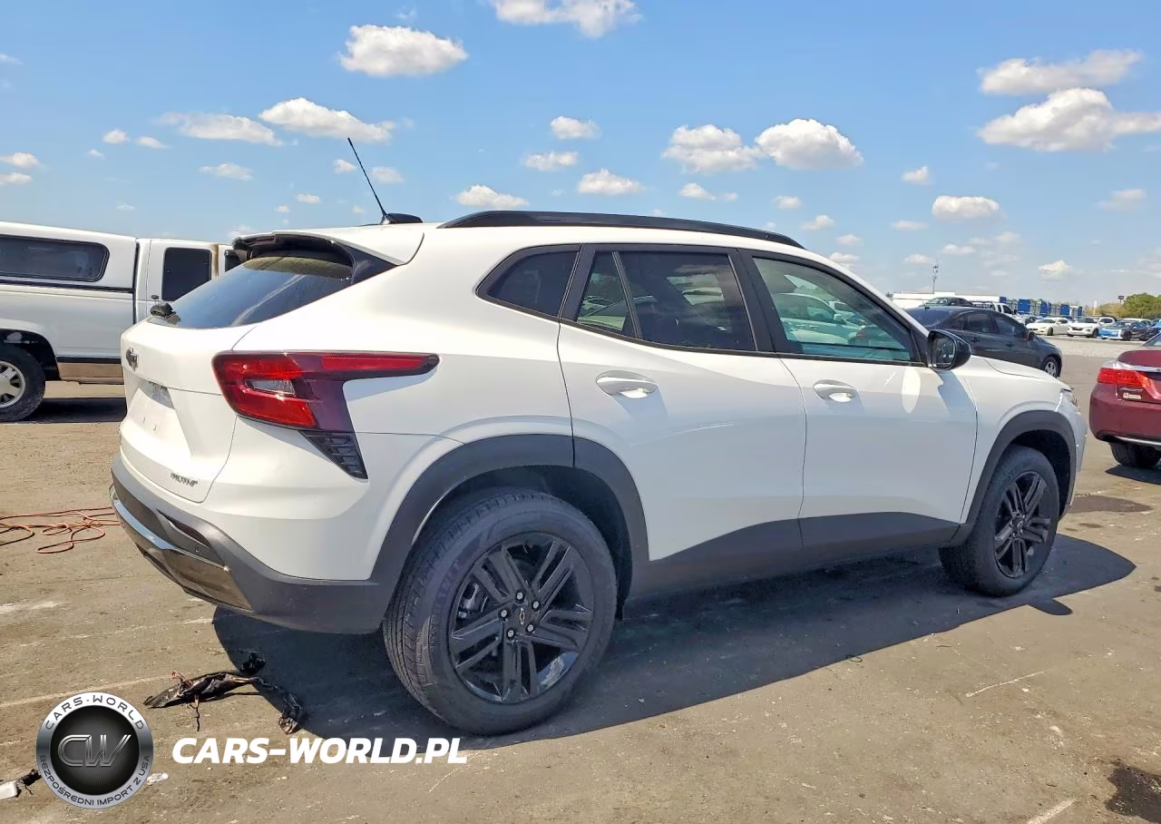 2025 Chevrolet Trax Activ VIN:KL77LKEP3SC278414 - 3