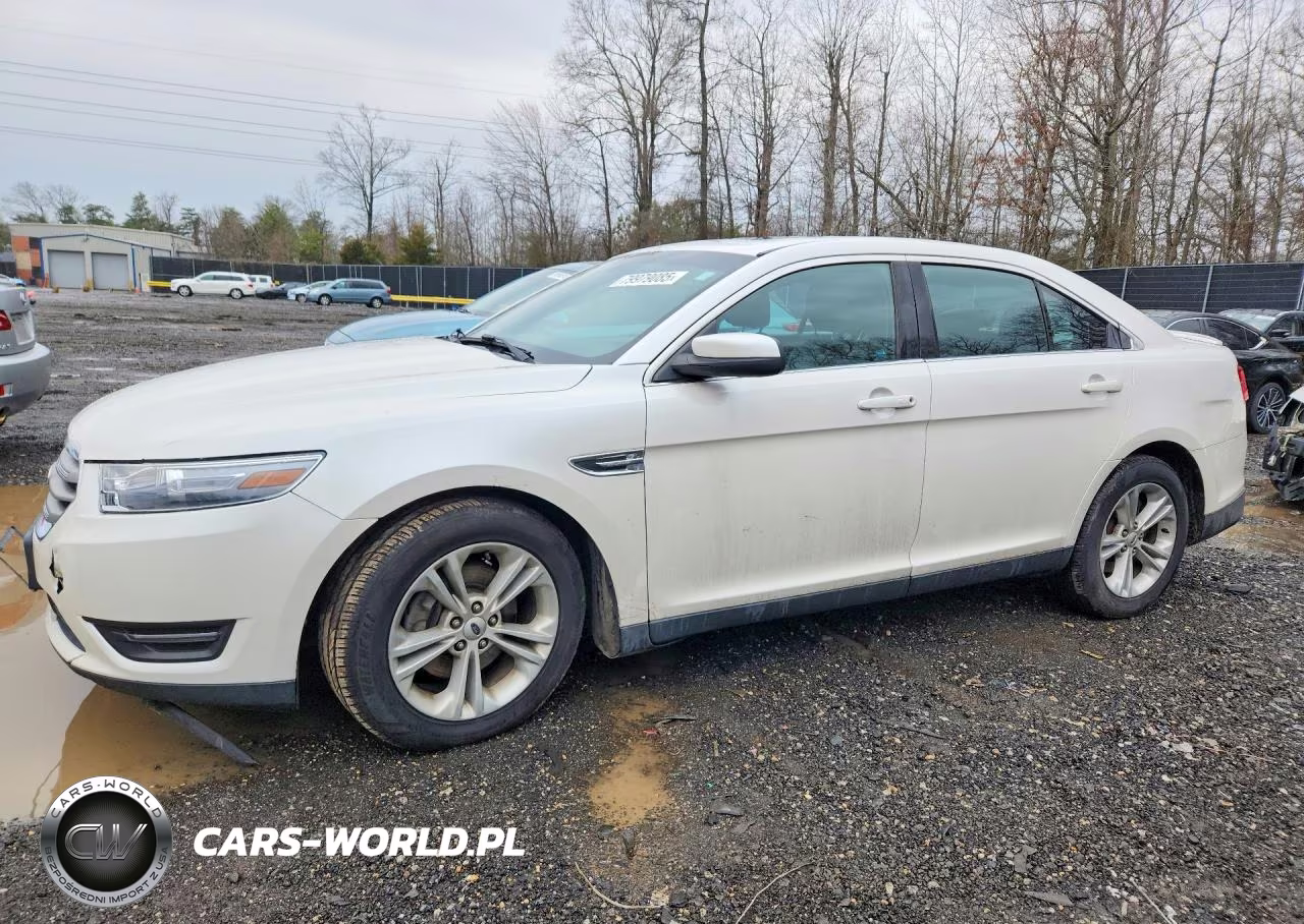 2015 Ford Taurus Sel