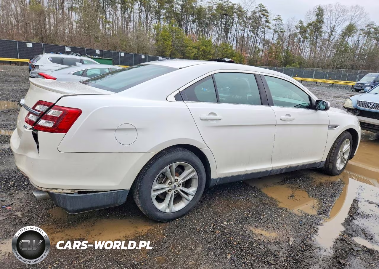 2015 Ford Taurus Sel VIN:1FAHP2E8XFG113677 - 3