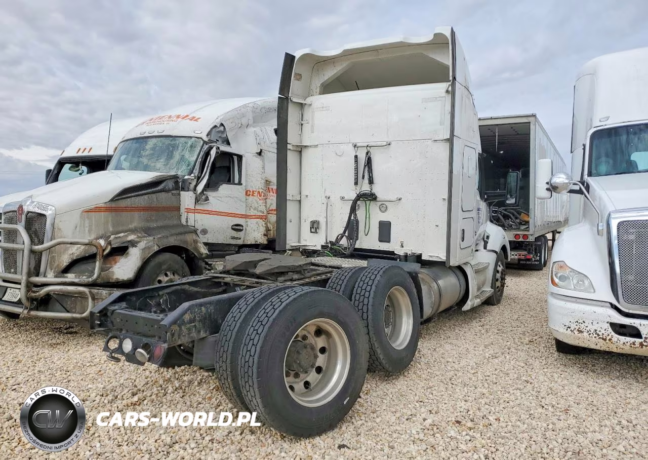 2021 Kenworth T680 Semi Truck VIN:1XKYD49X5MJ443473 - 4
