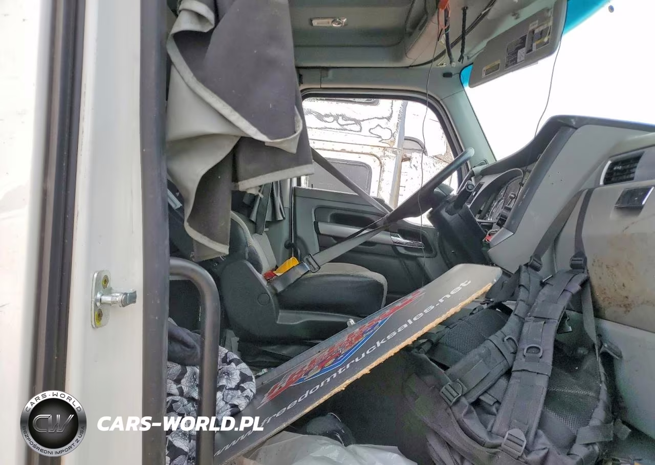 2021 Kenworth T680 Semi Truck VIN:1XKYD49X5MJ443473 - 5