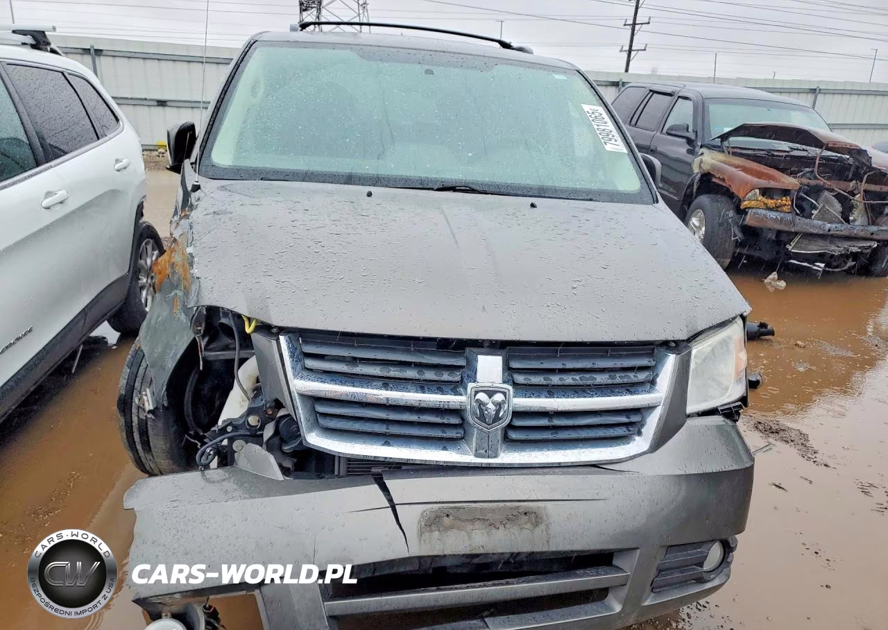 2010 Dodge Grand Caravan Crew VIN:2D4RN6DX4AR336425 - 5
