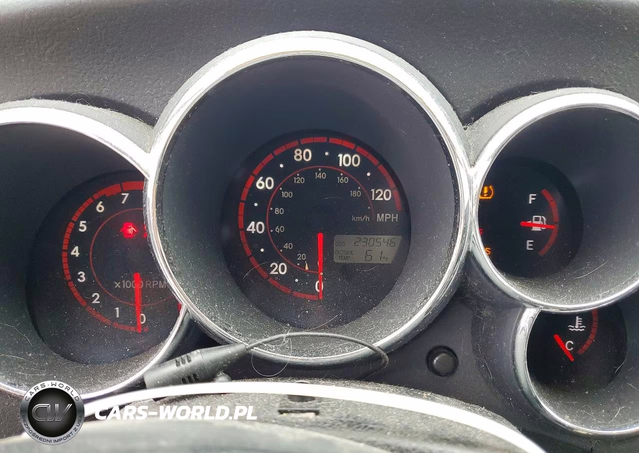 2008 Pontiac Vibe VIN:5Y2SL67818Z409355 - 9