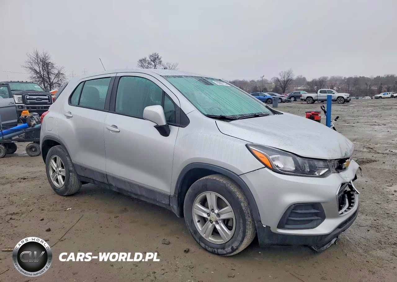 2020 Chevrolet Trax Ls VIN:KL7CJKSB5LB311496 - 4