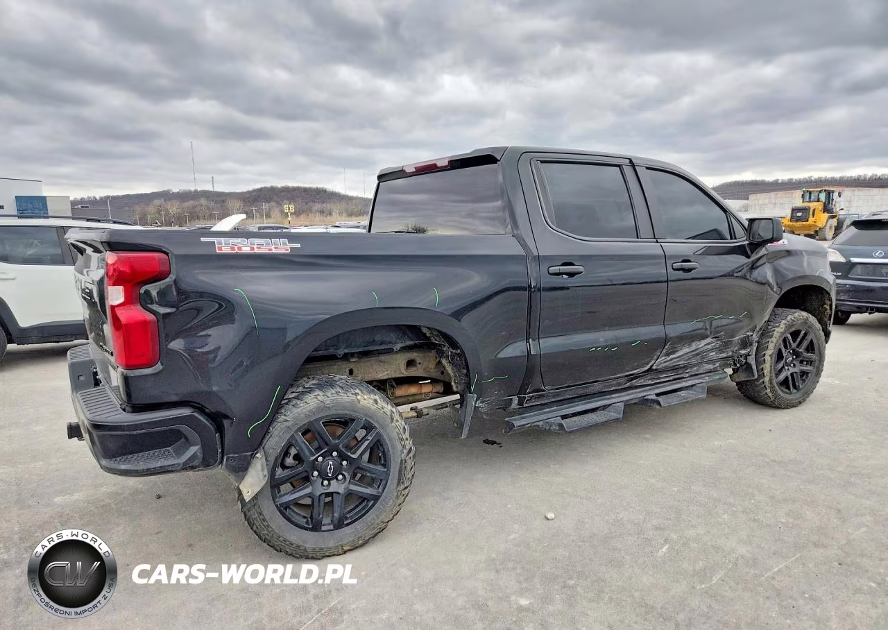 2021 Chevrolet Silverado K1500 Trail Boss Custom VIN:1GCPYCEF5MZ401535 - 3