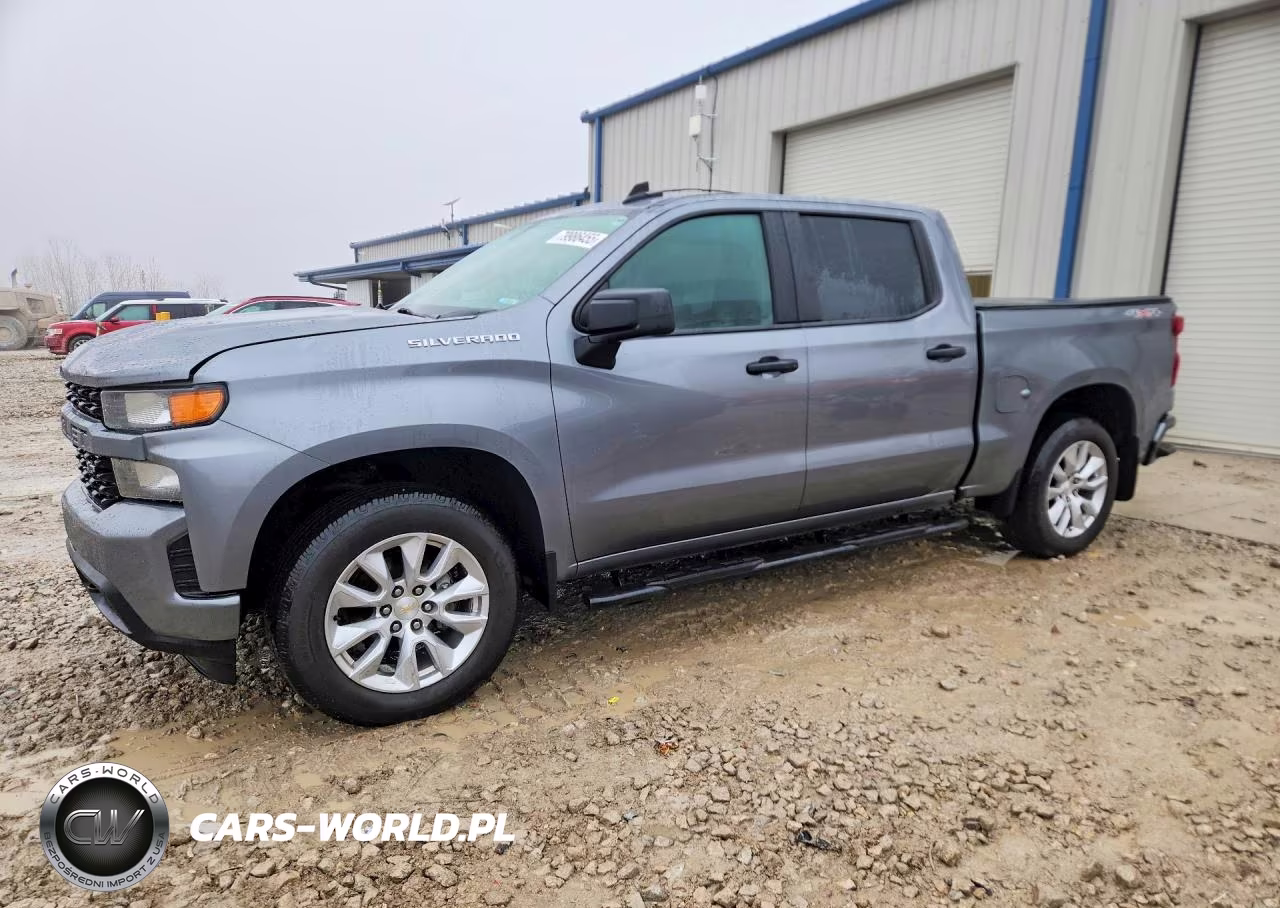 2021 Chevrolet Silverado K1500 Custom