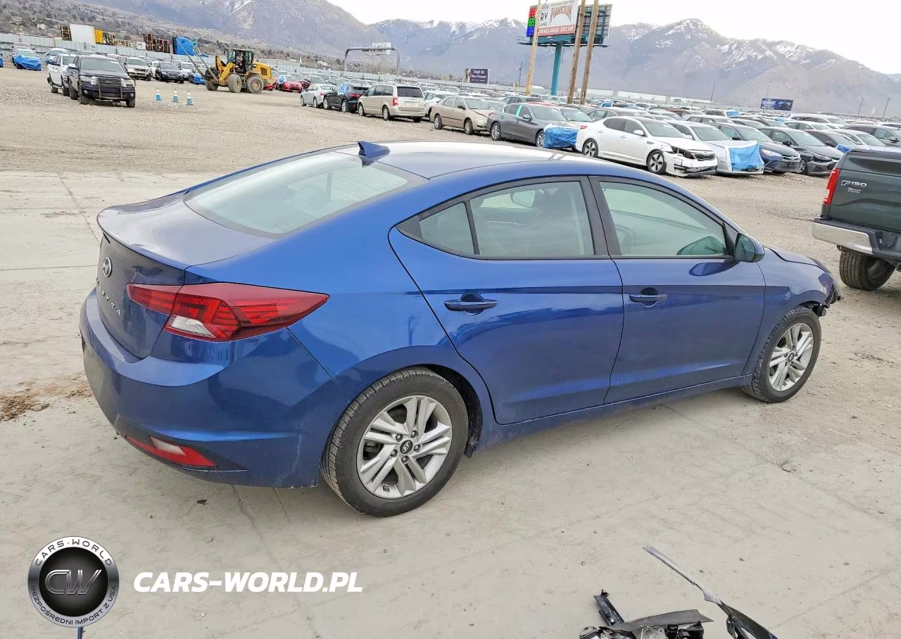 2020 Hyundai Elantra Sel VIN:5NPD84LF9LH573651 - 3