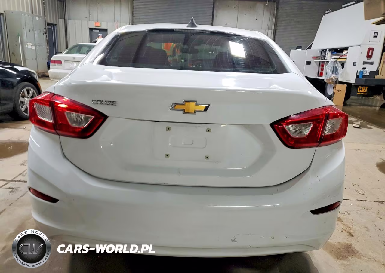 2019 Chevrolet Cruze Ls VIN:1G1BC5SM3K7133318 - 6