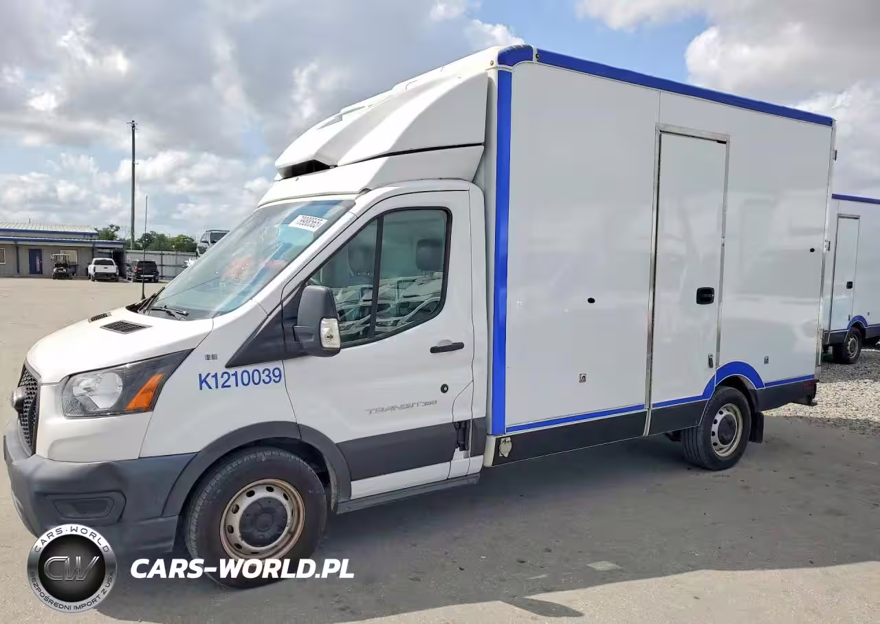 2020 Ford Transit Delivery Truck