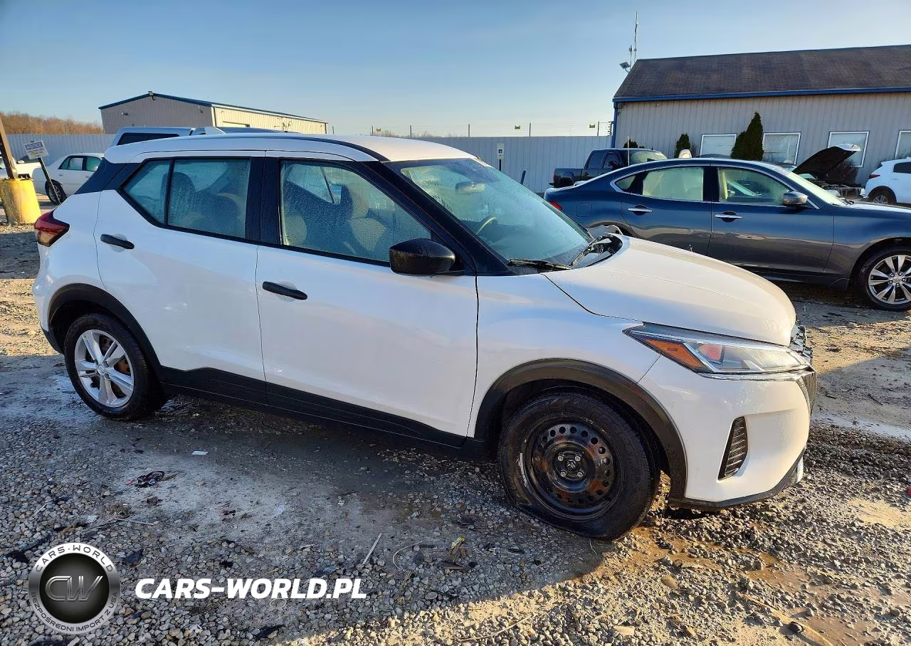 2023 Nissan Kicks S VIN:3N1CP5BV9PL493546 - 4