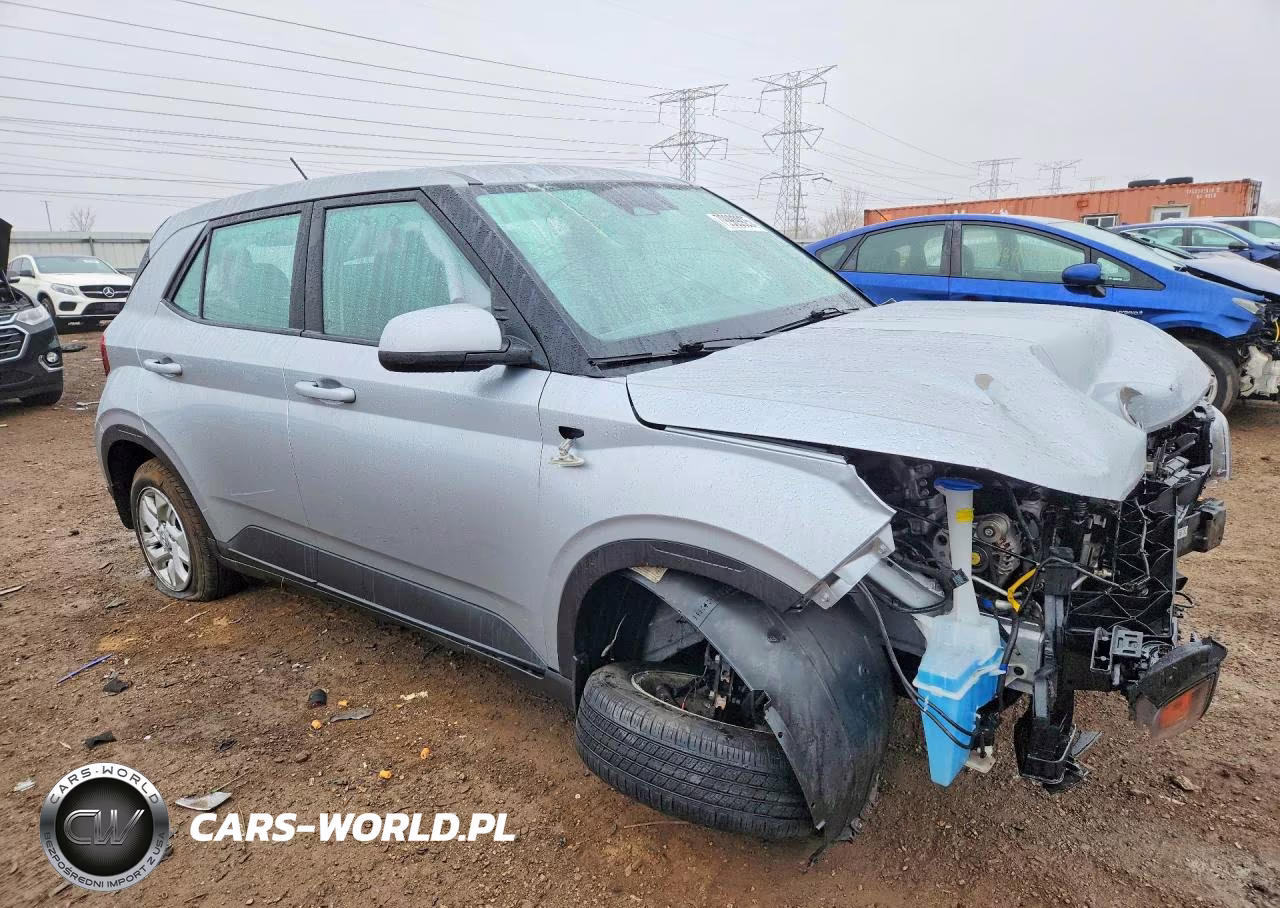 2023 Hyundai Venue Se VIN:KMHRB8A30PU219340 - 4