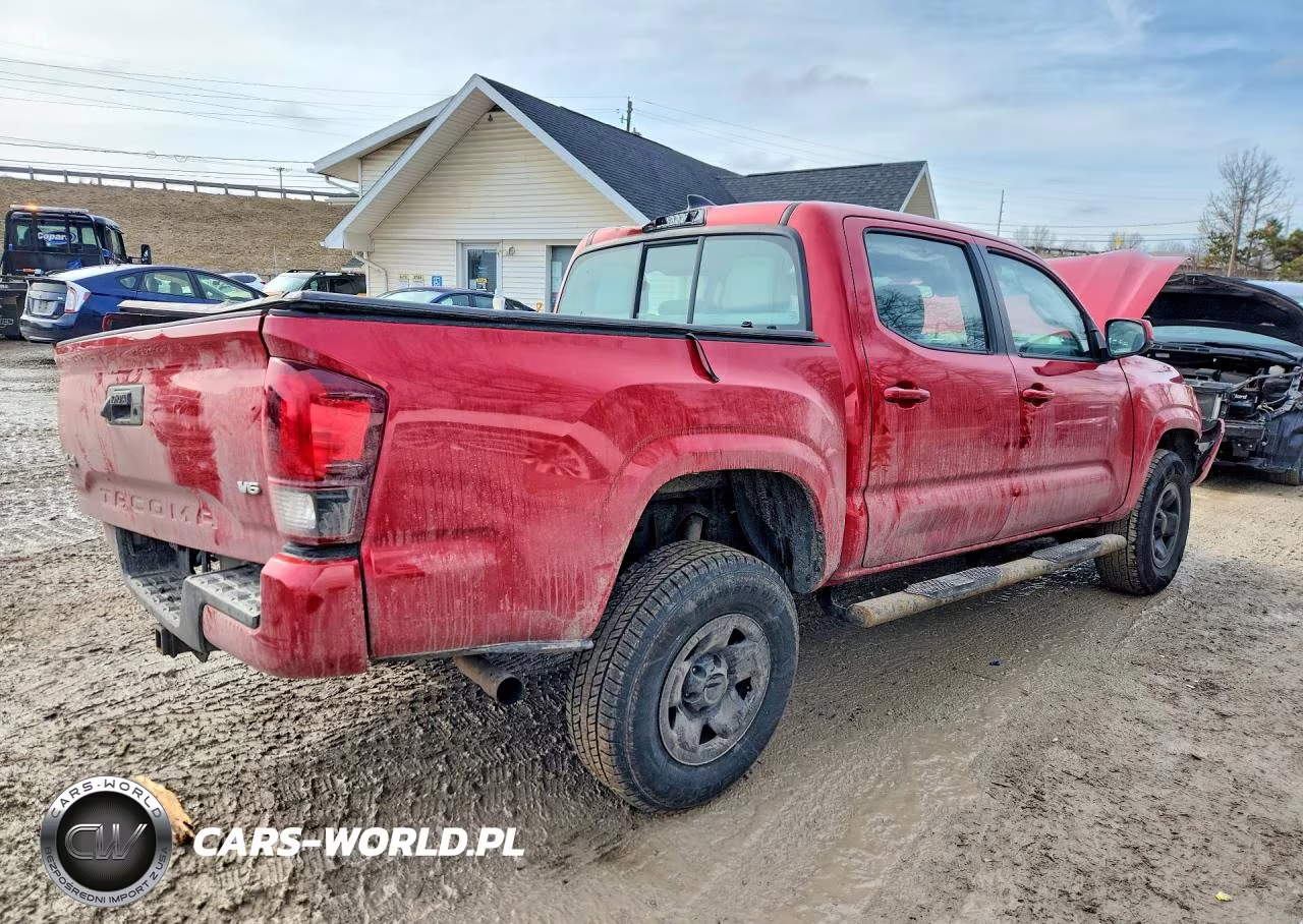 2018 Toyota Tacoma Sr V6 VIN:3TMCZ5AN8JM173337 - 3