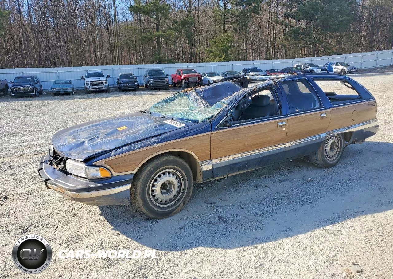 1996 Buick Roadmaster Base