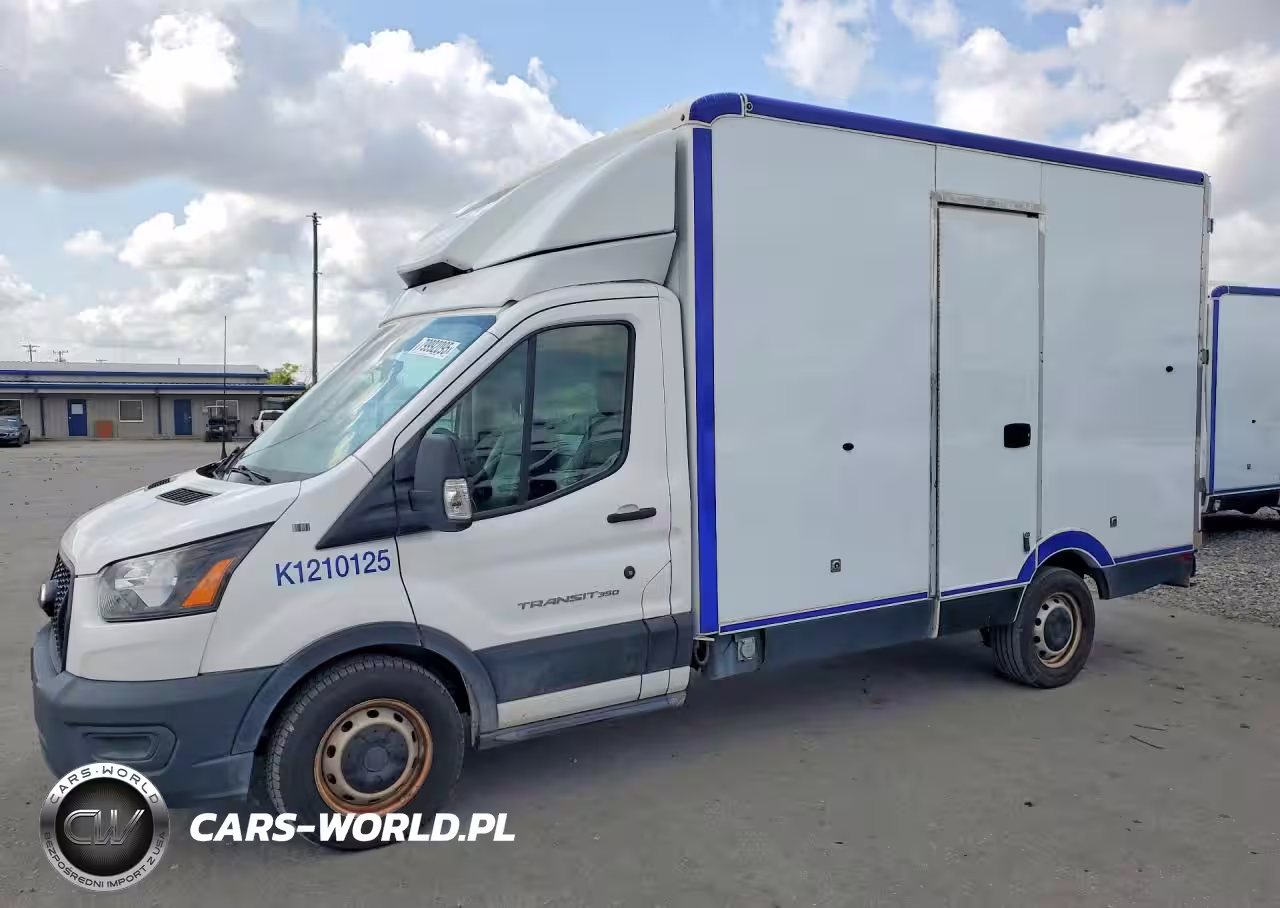 2021 Ford Transit Delivery Truck