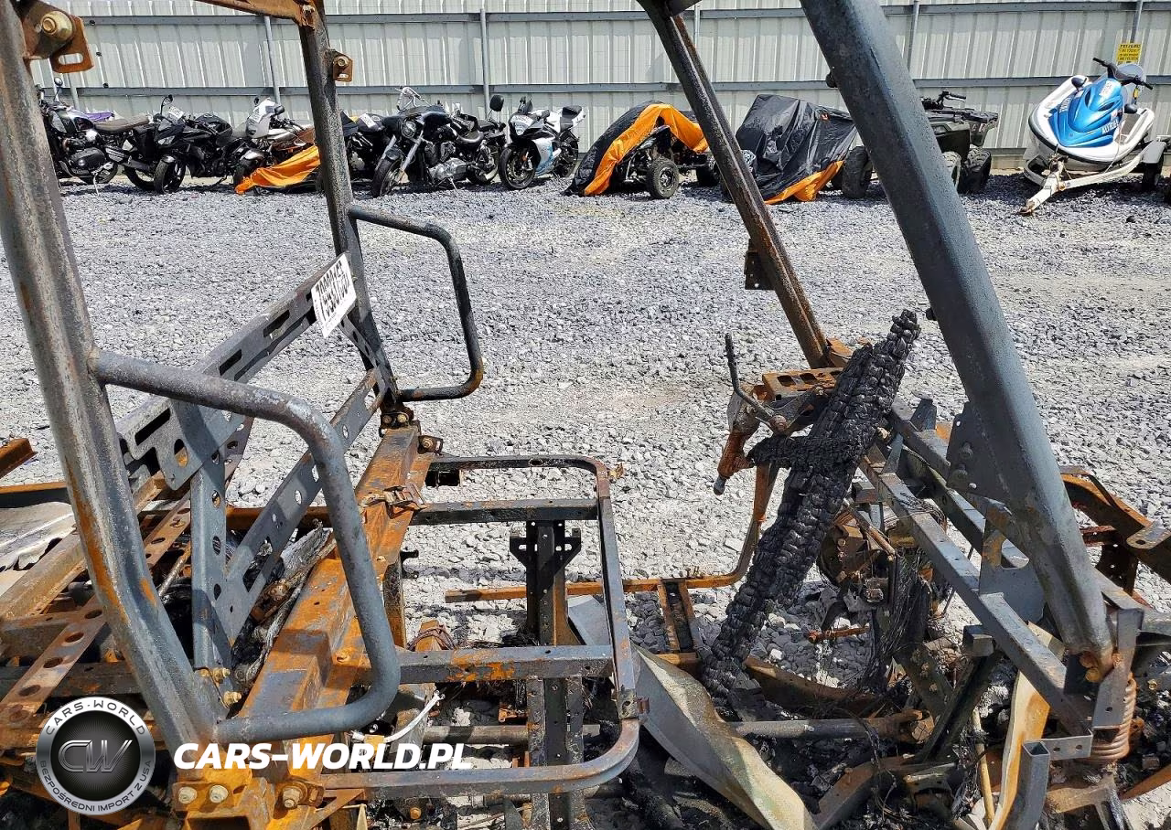 2018 Polaris Ranger Utility Vehicle VIN:3NSRMA502JE376085 - 5
