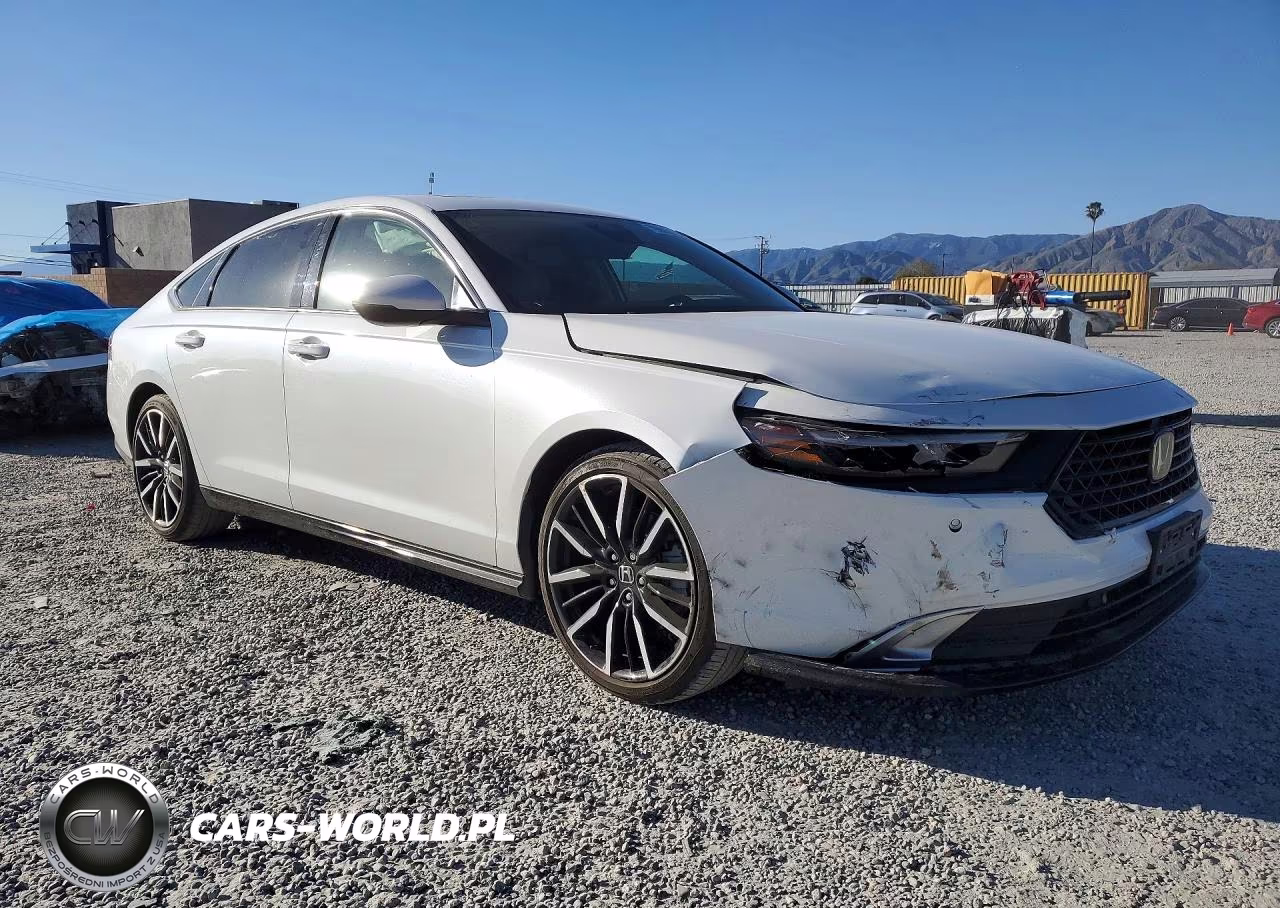 2024 Honda Accord Touring Hybrid VIN:1HGCY2F89RA046174 - 4