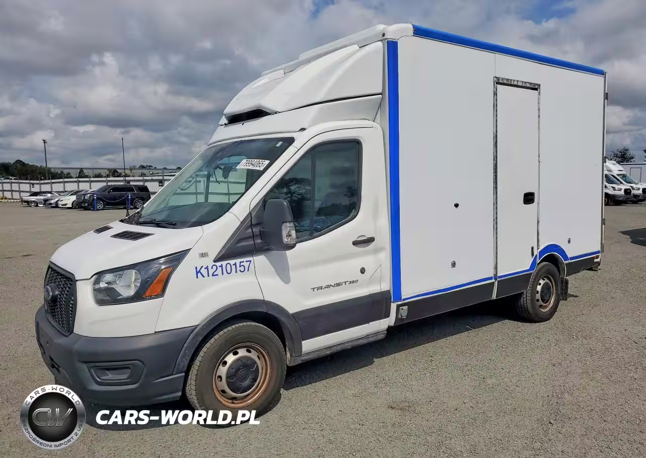 2021 Ford Transit Delivery Truck