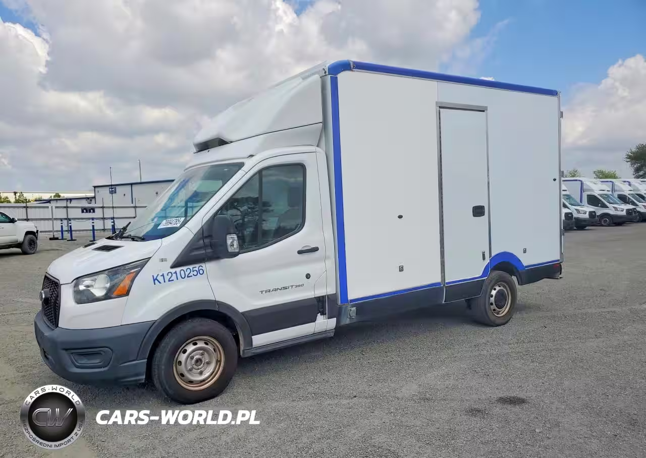 2021 Ford Transit Delivery Truck