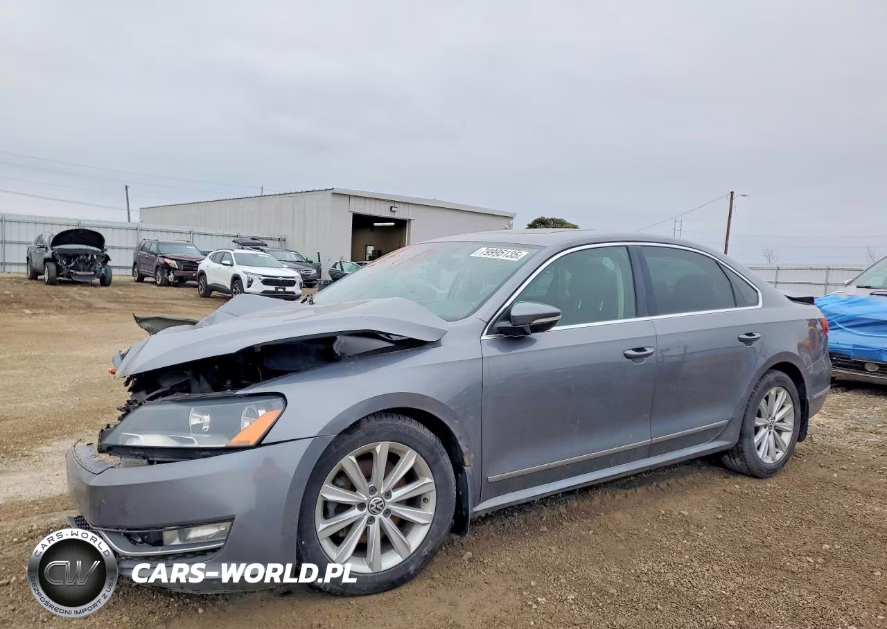 2012 Volkswagen Passat Sel