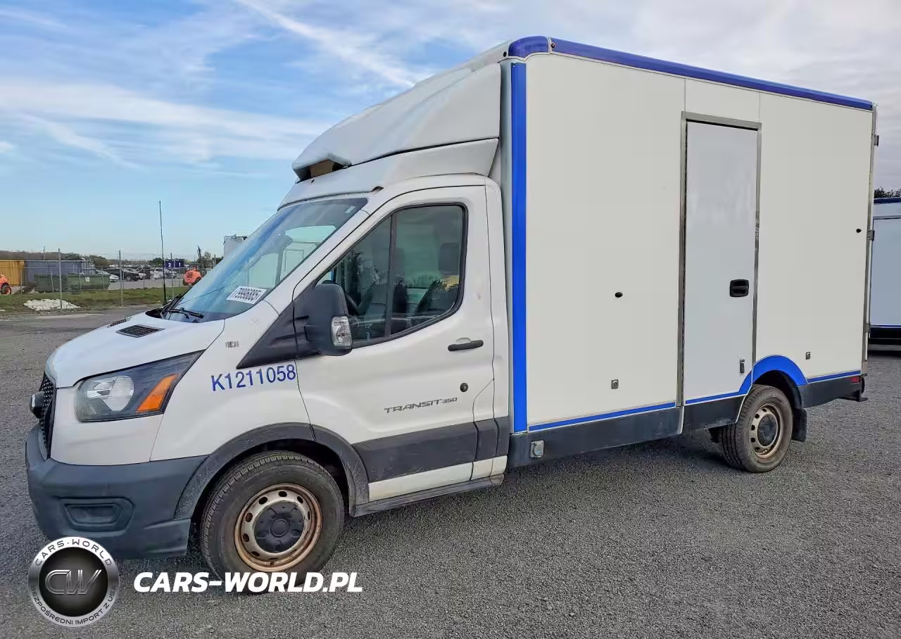 2022 Ford Transit Delivery Truck