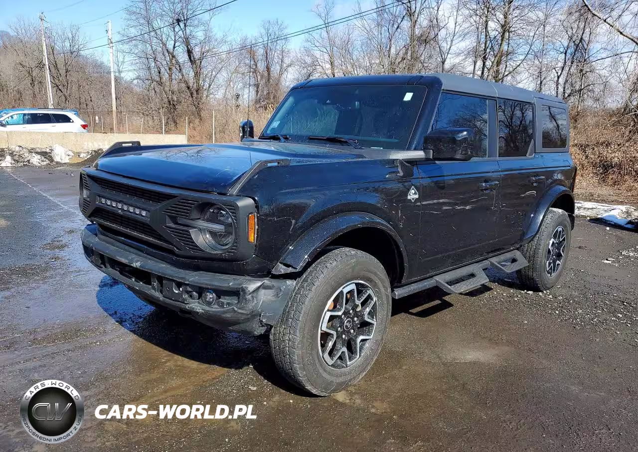2024 Ford Bronco Outer Banks