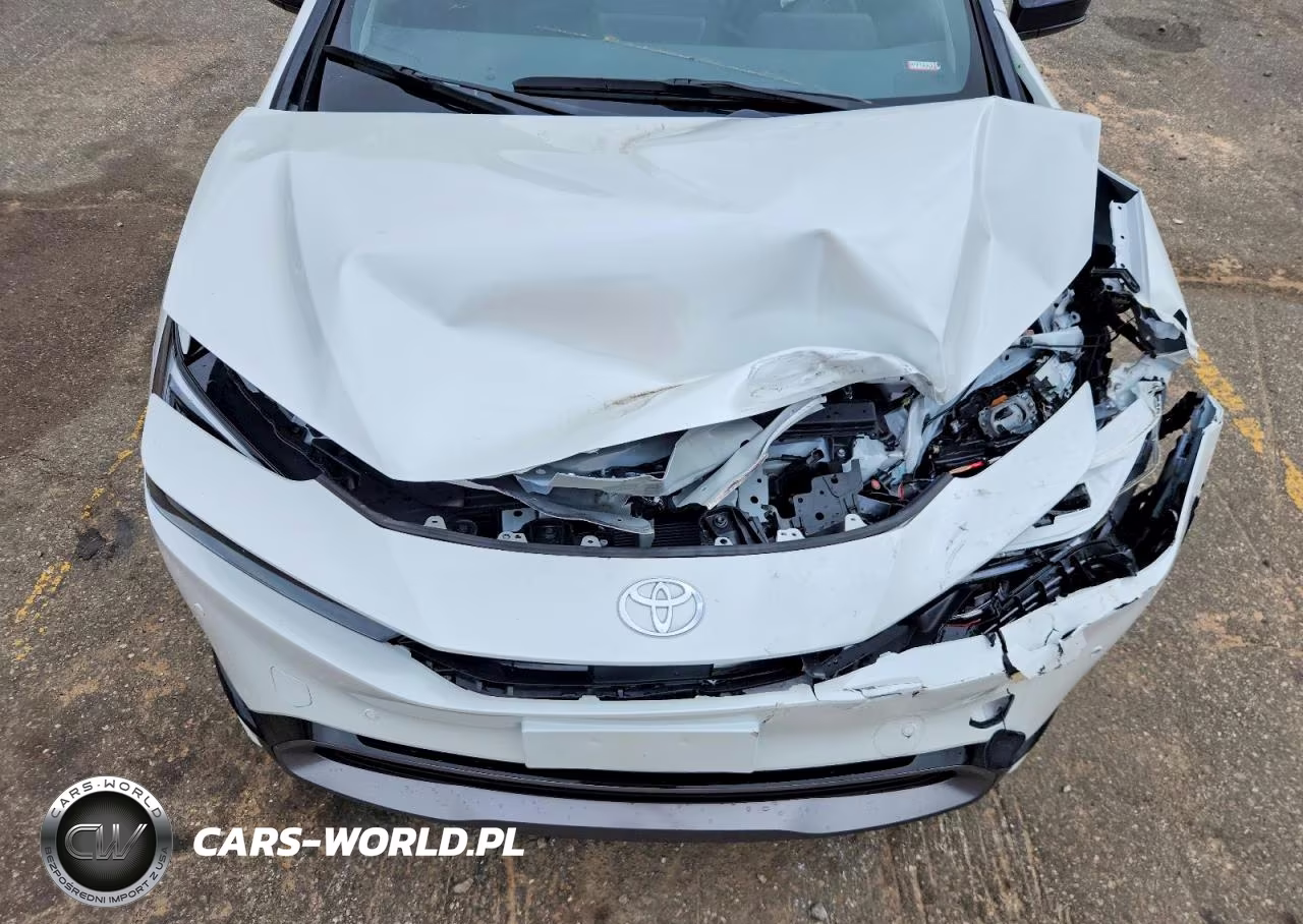 2025 Toyota Prius Xle VIN:JTDACAAU6S3060773 - 11