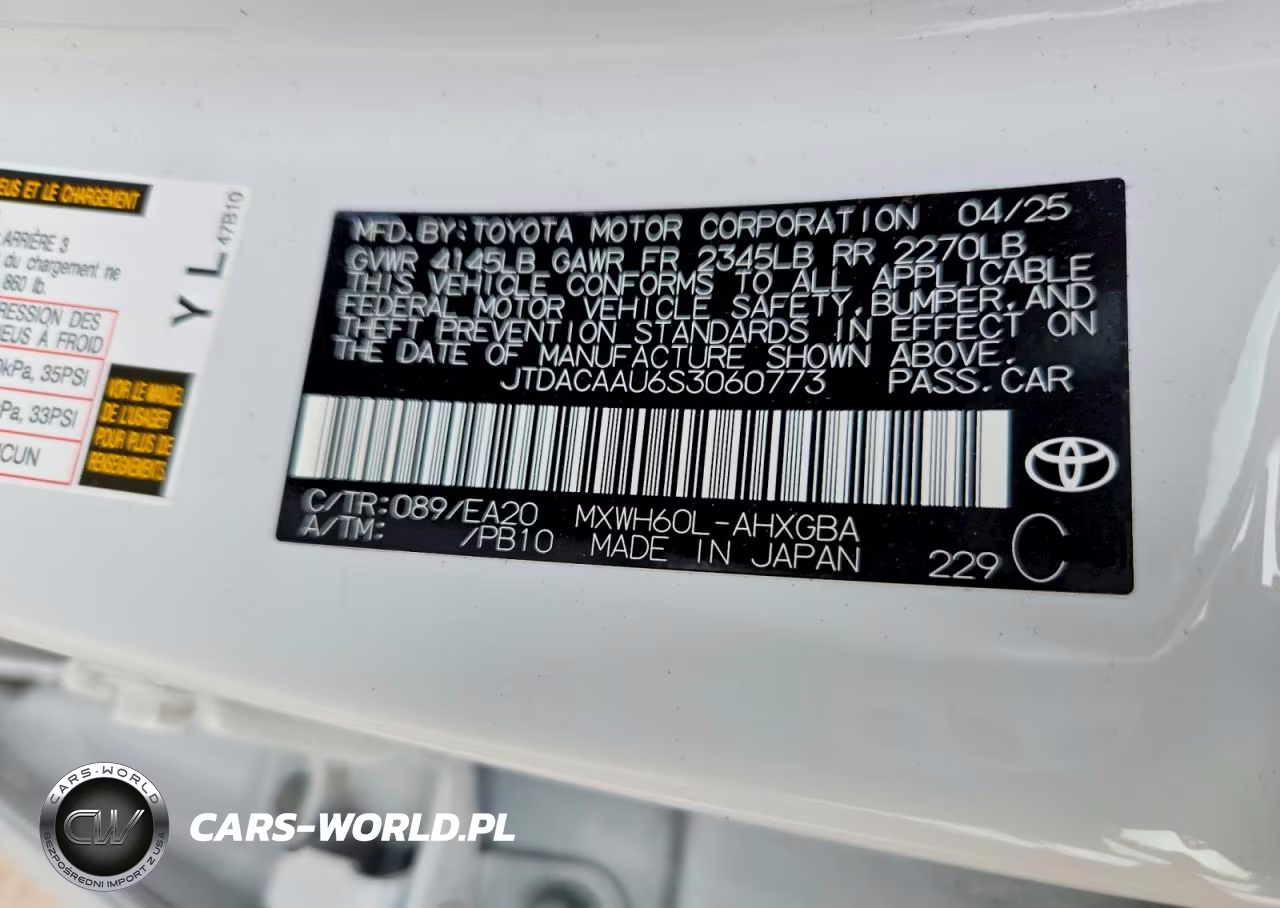 2025 Toyota Prius Xle VIN:JTDACAAU6S3060773 - 12