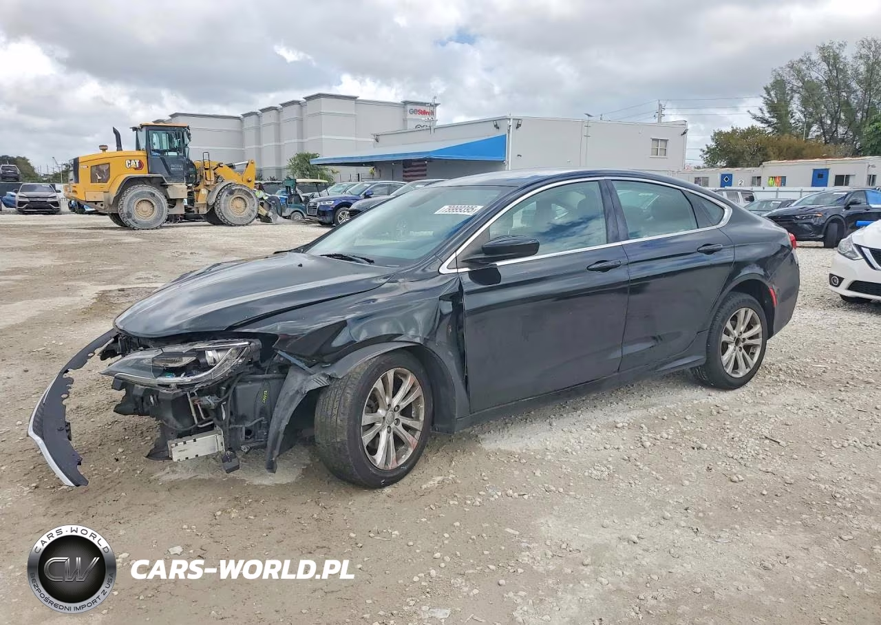 2015 Chrysler 200 Limited VIN:1C3CCCABXFN576409 - 1