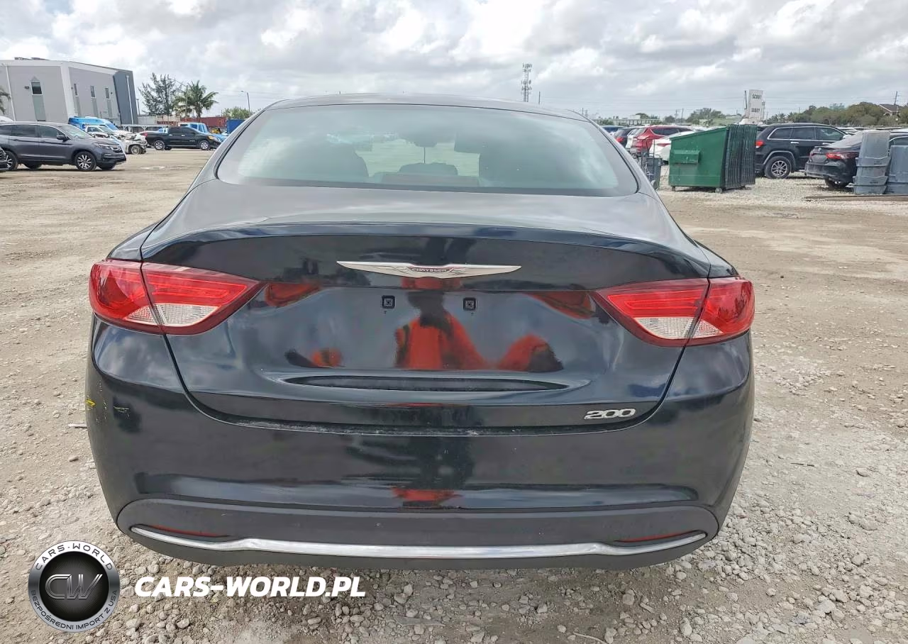 2015 Chrysler 200 Limited VIN:1C3CCCABXFN576409 - 6