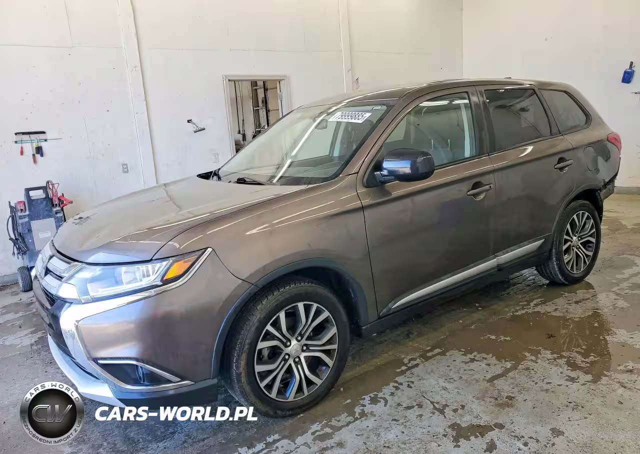 2018 Mitsubishi Outlander Es