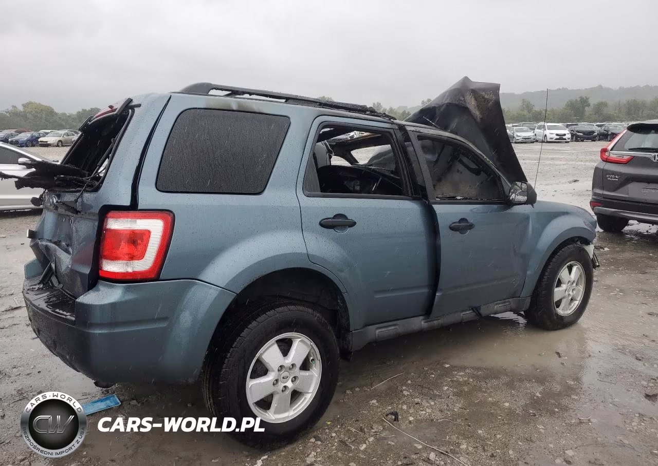 2011 Ford Escape Xlt VIN:1FMCU0D74BKB97248 - 3