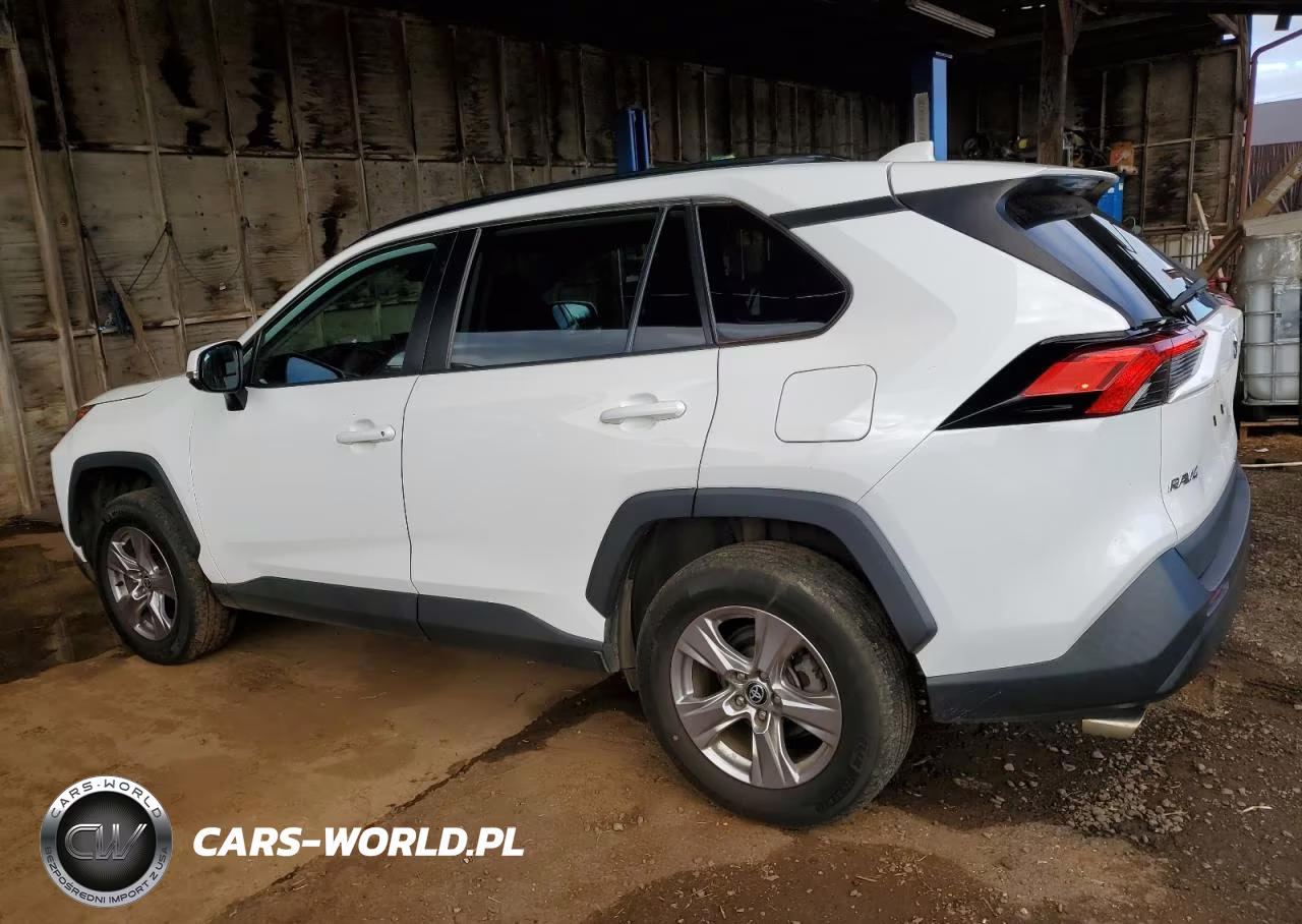 2022 Toyota Rav4 Xle VIN:2T3P1RFV3NW250466 - 2