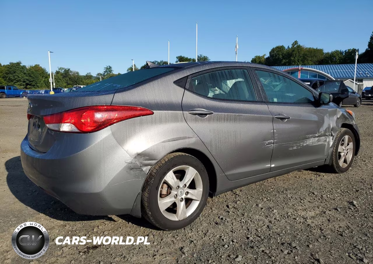 2012 Hyundai Elantra Gls VIN:5NPDH4AE2CH148685 - 3