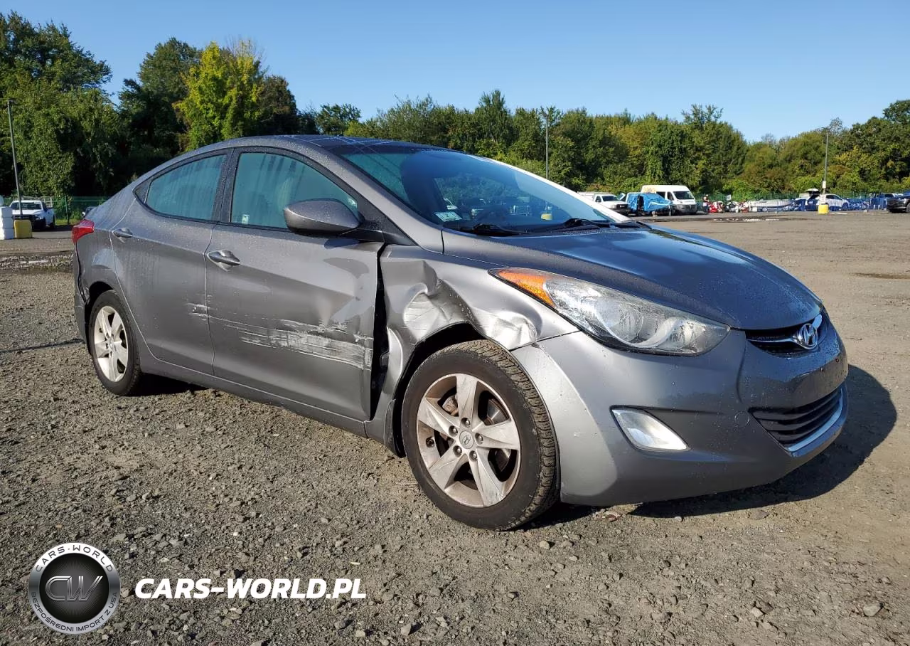 2012 Hyundai Elantra Gls VIN:5NPDH4AE2CH148685 - 4
